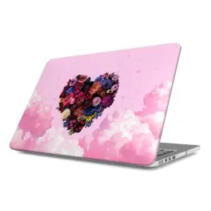 HeartBlooming Dreamer „MacBook“ dėklas su spalvinga gėlių širdimi virš debesų ir švelniai rožiniu fonu